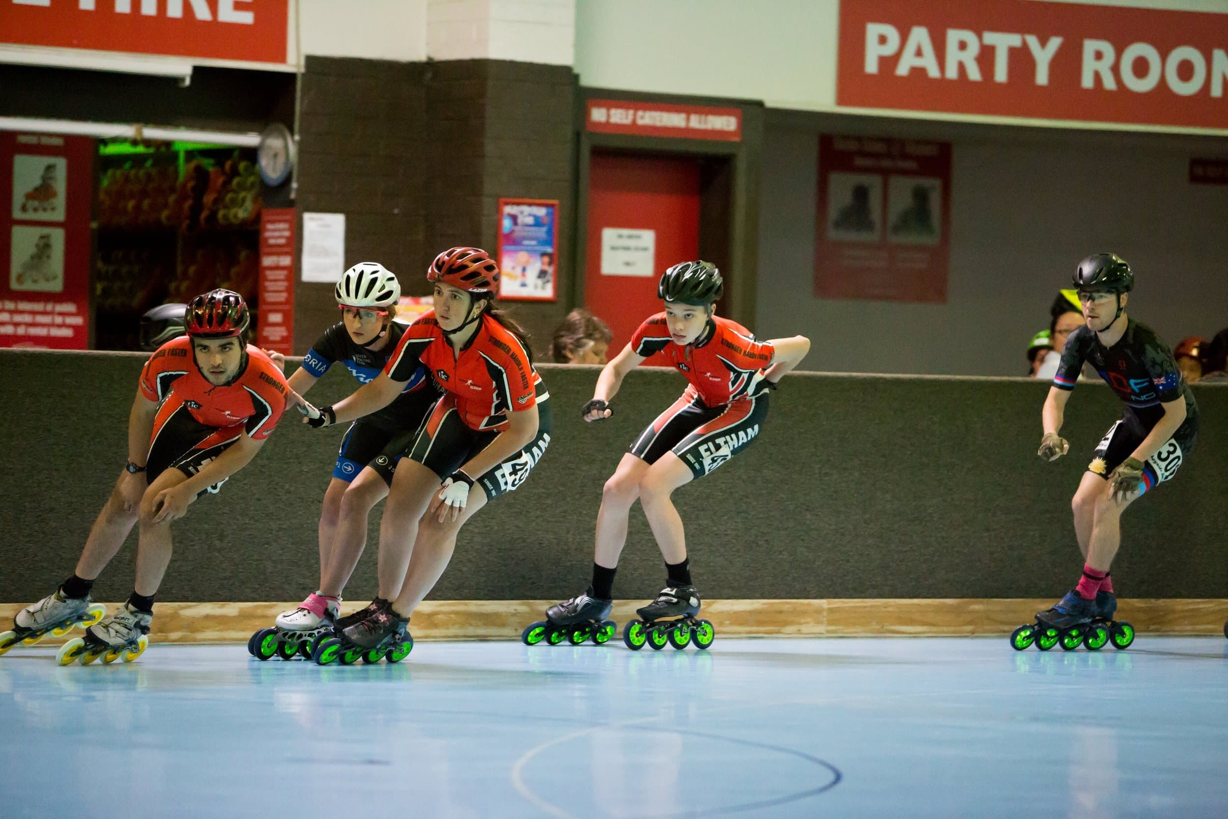 Speed Skaterz inline speed skaters racing at the Eltham rink